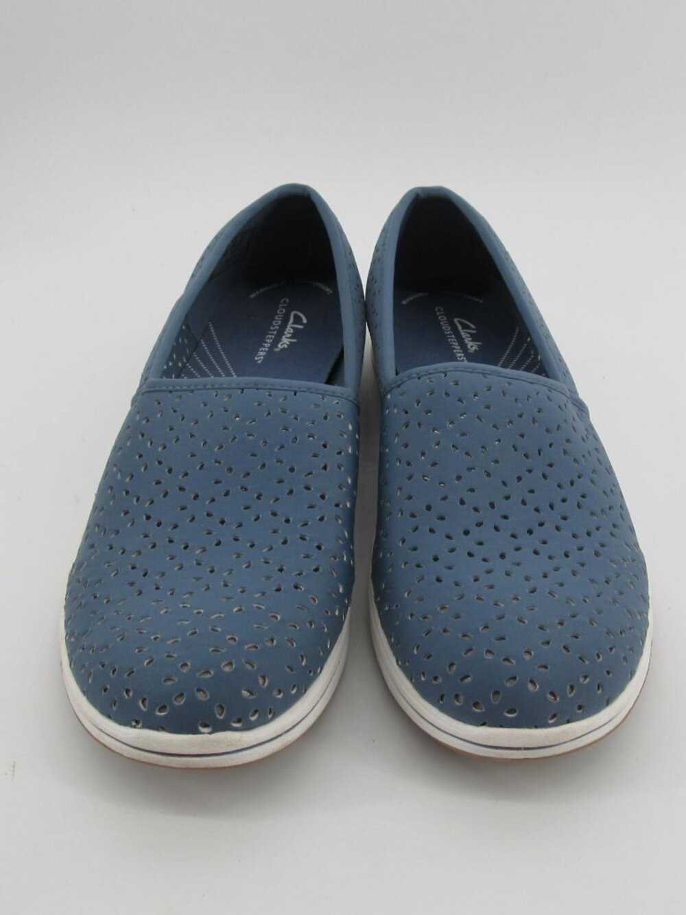Clarks Breeze Emily Cloudsteppers Women’s Slip-On Shoes Blue Size 9.5 M